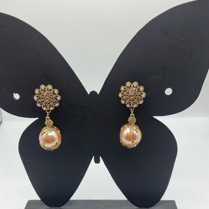 Italian filigree luxury earring and large dangling pearl